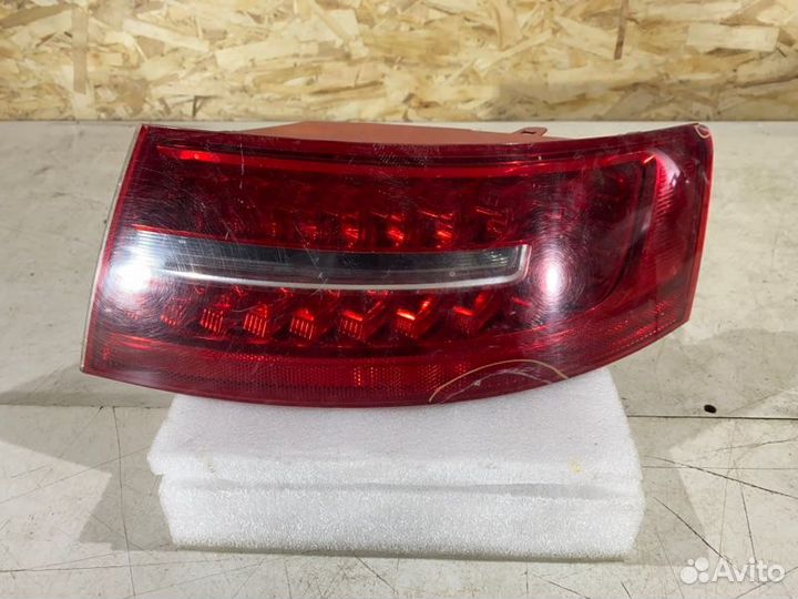 Фонарь задний правый Audi A6 C6