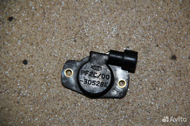 Датчик пол. дрос. заслонки Volvo S40 I пок