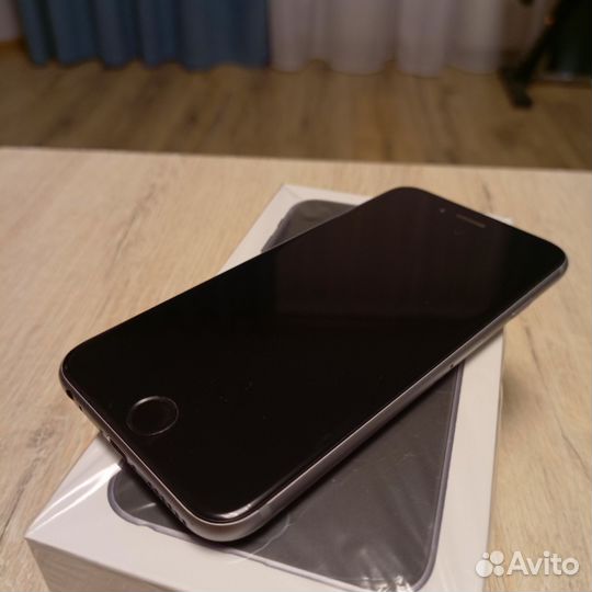 iPhone 6S, 32 ГБ