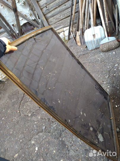 Стекло от заднего багажника ваз 2114