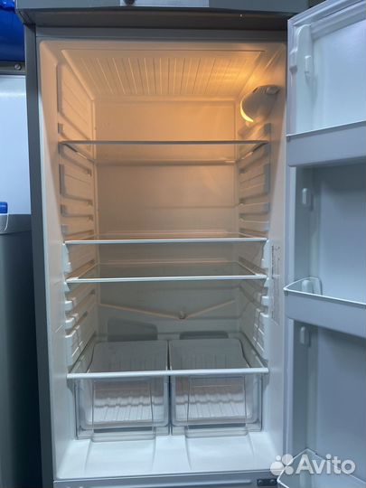 Холодильник Стинол