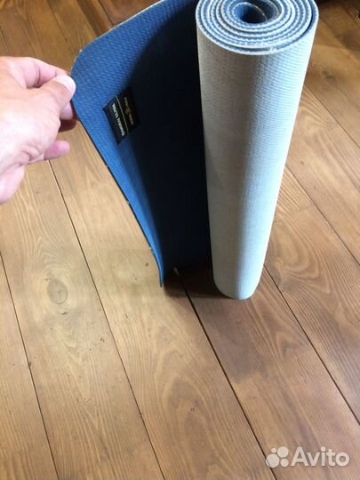 Коврик для йоги и фитнеса
