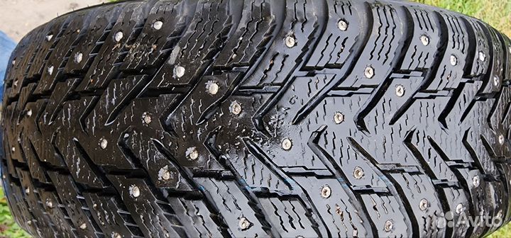 Nokian Tyres Hakkapeliitta 8 SUV 205/60 R16 96T