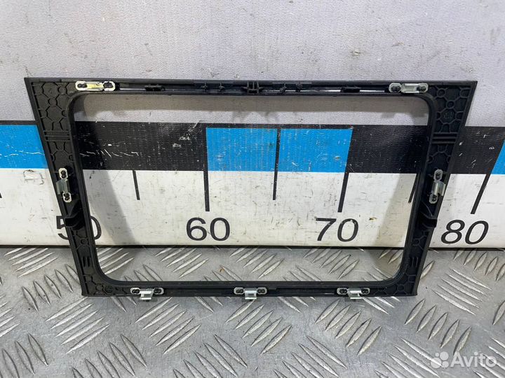 Б/У Накладка декоративная VW Golf VI#001