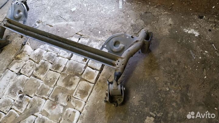 Балка задняя Nissan Note (E11) 2006-2013