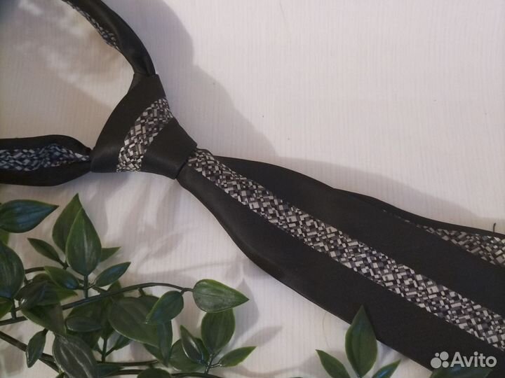 Галстук мужской