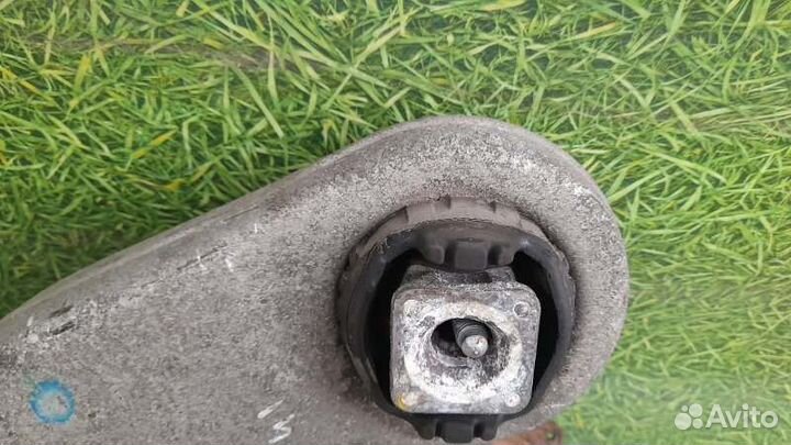 Балка подвески задняя Mercedes E W211 3.2