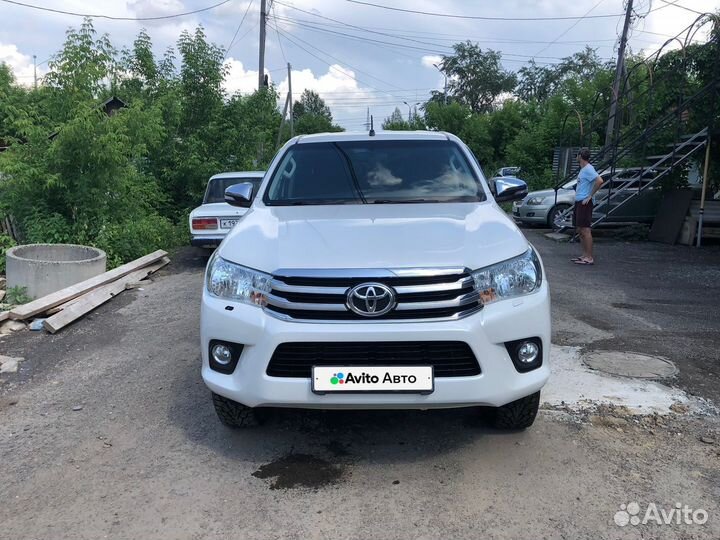 Toyota Hilux 2.8 AT, 2016, битый, 264 000 км