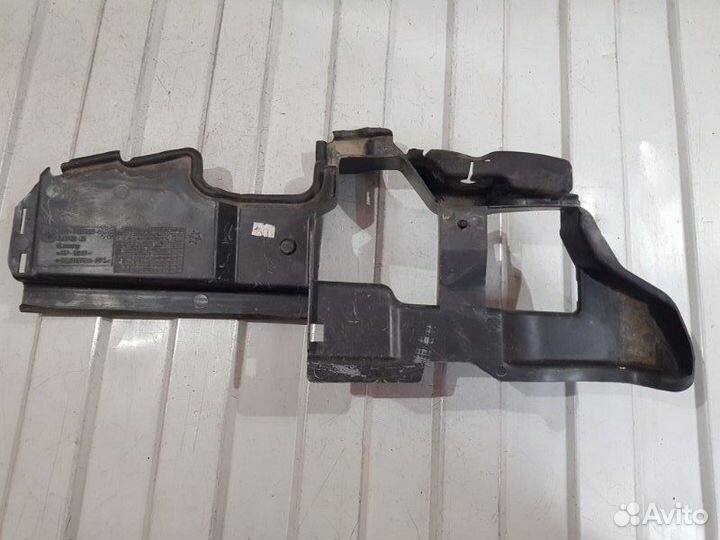 Дефлектор радиатора Bmw 7 E65 2001-2008