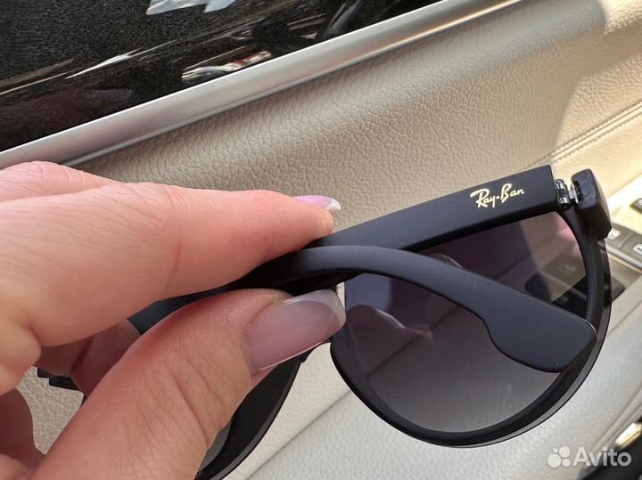 Солнцезащитные очки Ray-Ban с поляризацией