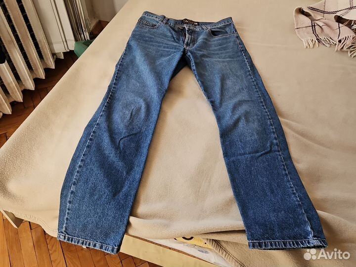 Джинсы