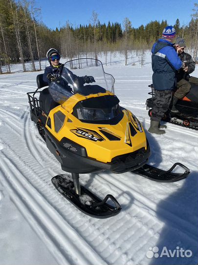 Продам снегоход Stels