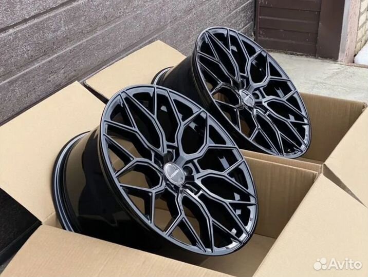 10Р Диски литые HF2 R20 5*108 Черный глянец