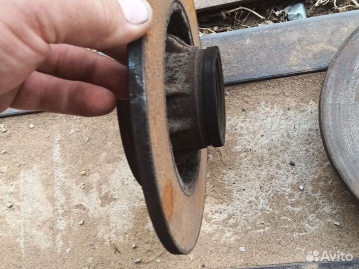 Тормозные диски Пежо 308