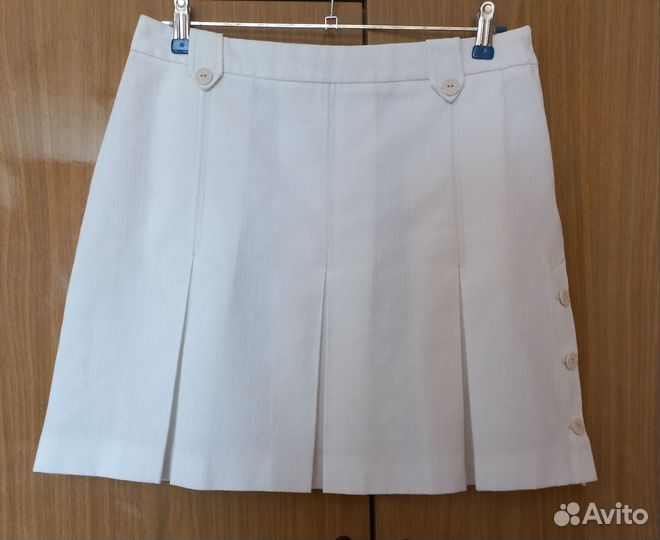 Юбка белая льняная