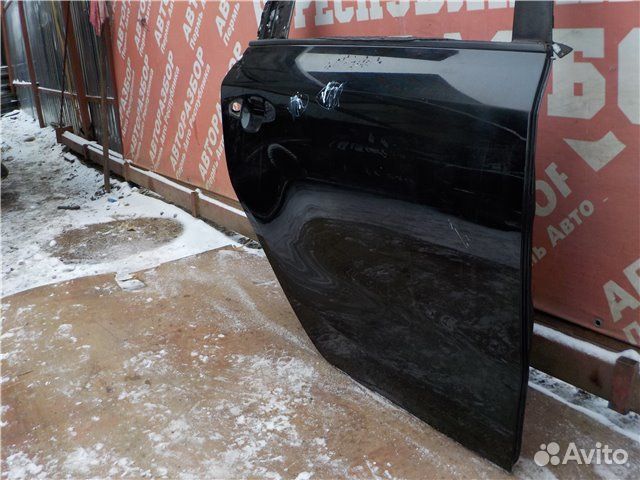 Дверь задняя правая Kia Rio 4 S4 G4FG 2017