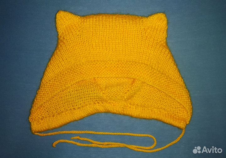 Шапка вязаная с ушками
