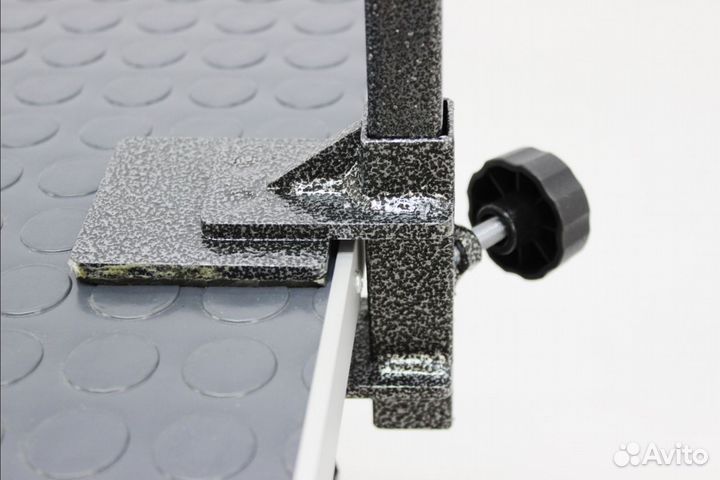 П-держатель стола для груминга