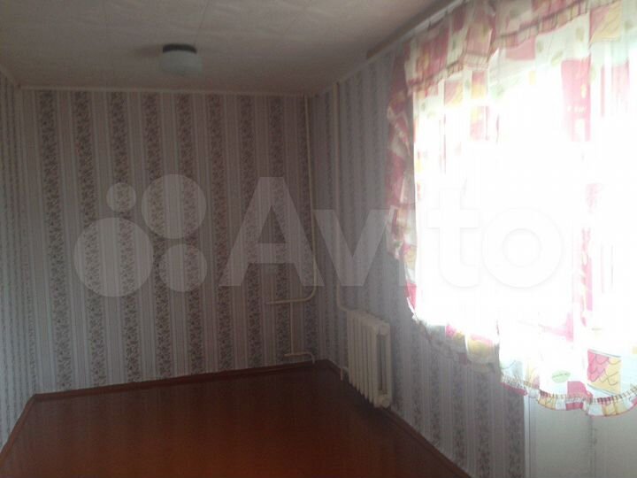 Комната 14 м² в > 9-к., 8/10 эт.