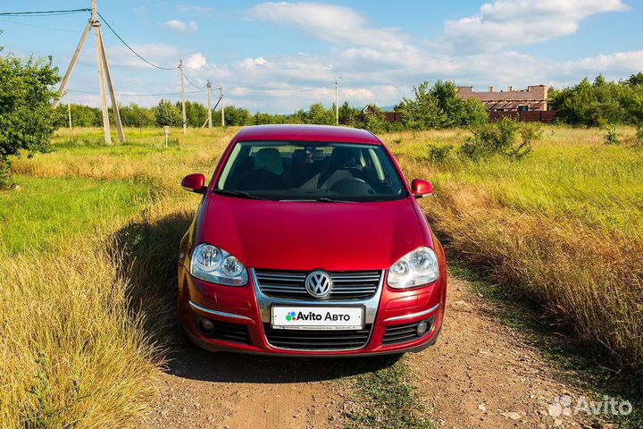 Volkswagen Jetta 1.6 AMT, 2010, 250 000 км