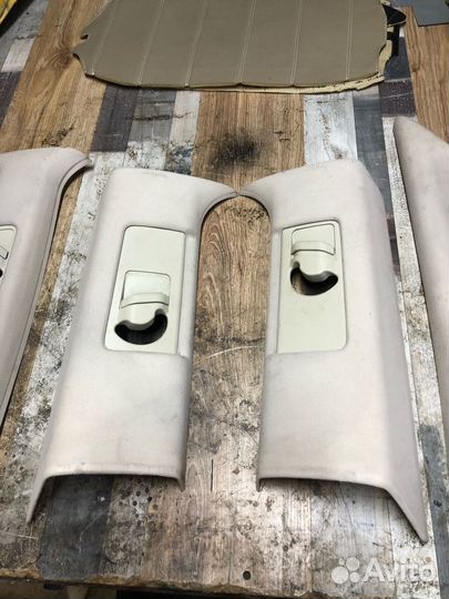 Обшивки стоек Land Rover Vouge 3