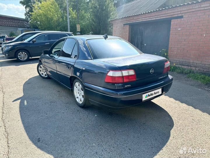 Opel Omega 2.2 МТ, 2000, 286 092 км