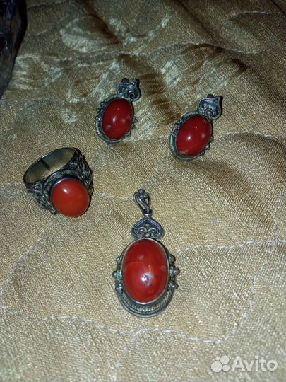 Серебряный комплект