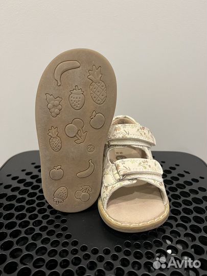 Сандалии детские 22 размер