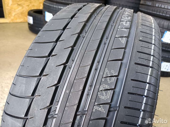 Triangle Sports TH201 245/40 R17 91Y