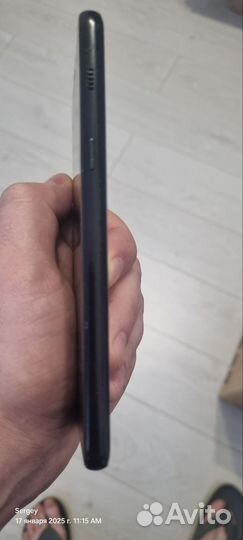 Samsung Galaxy A8 (2018), 4/32 ГБ