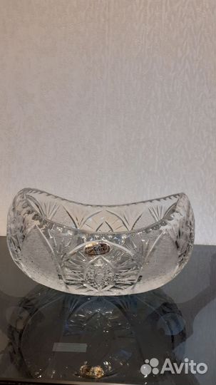 Большие хрустальные салатники