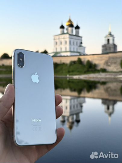 iPhone X, 64 ГБ