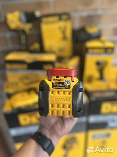 Аккумулятор dewalt powerstack 5ah 2 ач 5ач 12 Ач