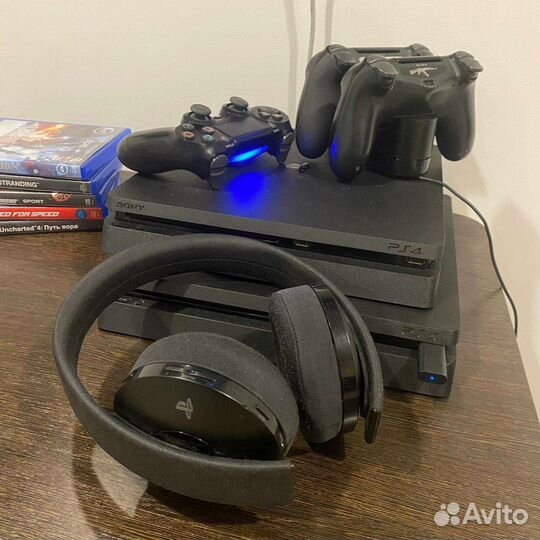Sony PS4 + VR + Наушники