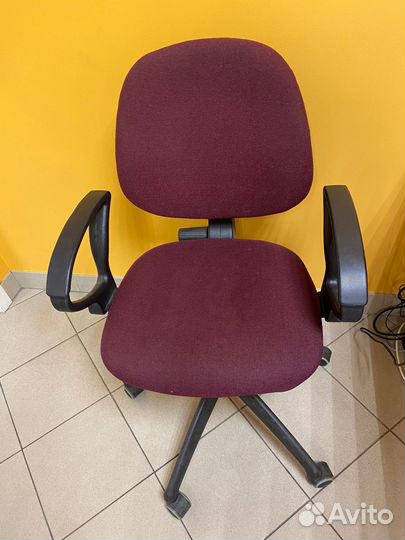 Компьютерный стул