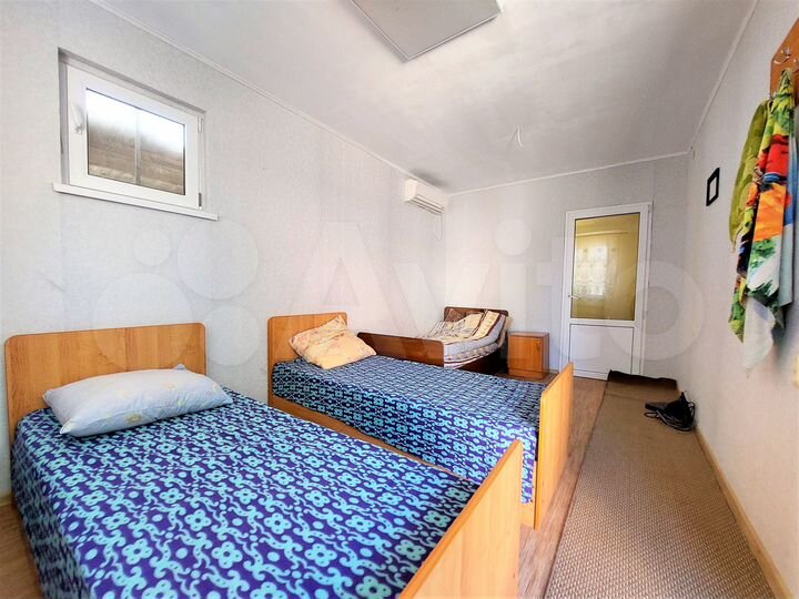 Дом 200,7 м² на участке 8,8 сот.