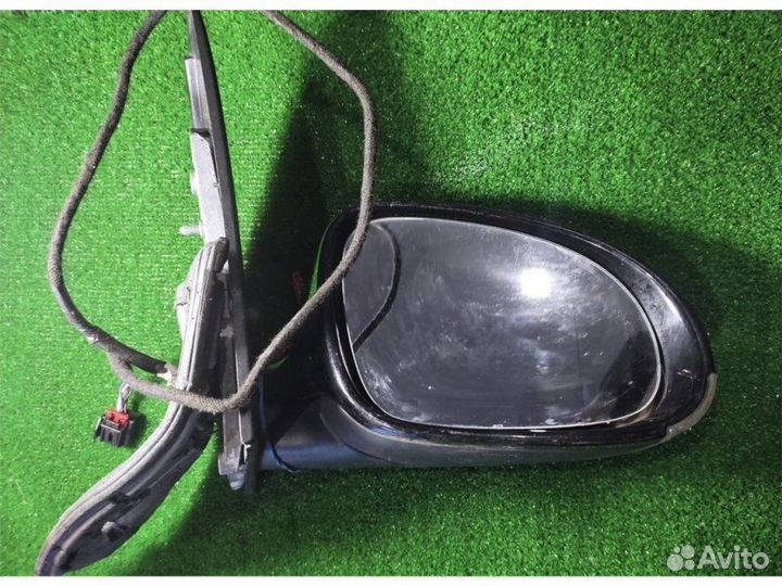 Зеркало наружное правое Volkswagen Golf 1.9 2006