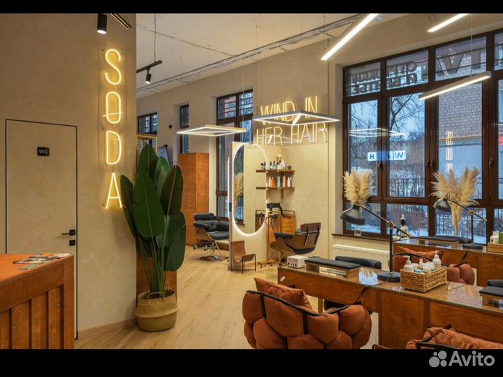 Администратор студии красоты