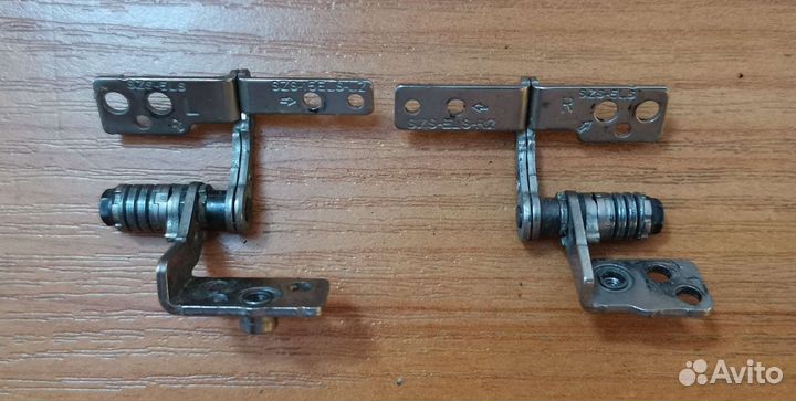 Петли для ноутбуков Samsung NP300* / NP305*