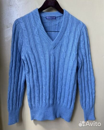 Шерстяной свитер голубой