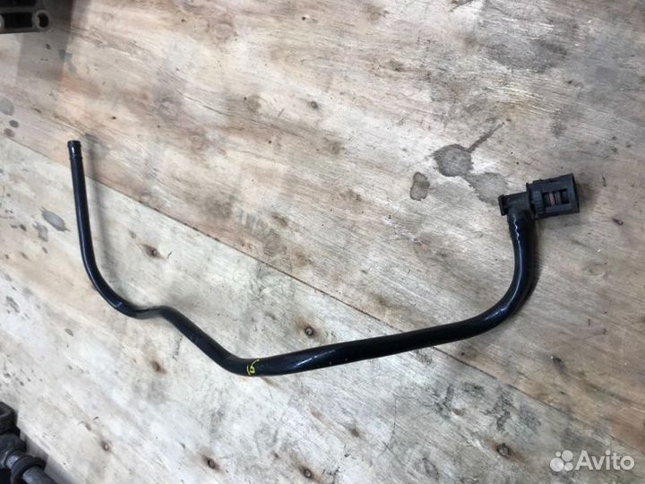 Трубка Ford Focus CB8 pnda 2012