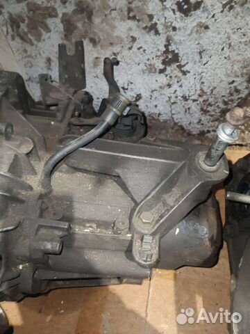 Кронштейн крепления МКПП Renault Megan 2