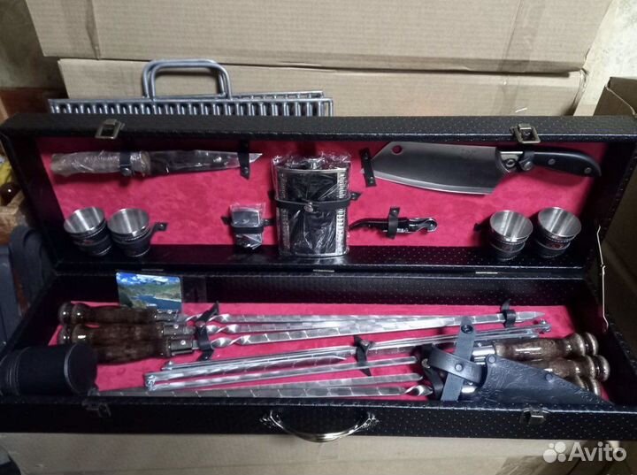 Подaрочный набор шампуров в кейсе