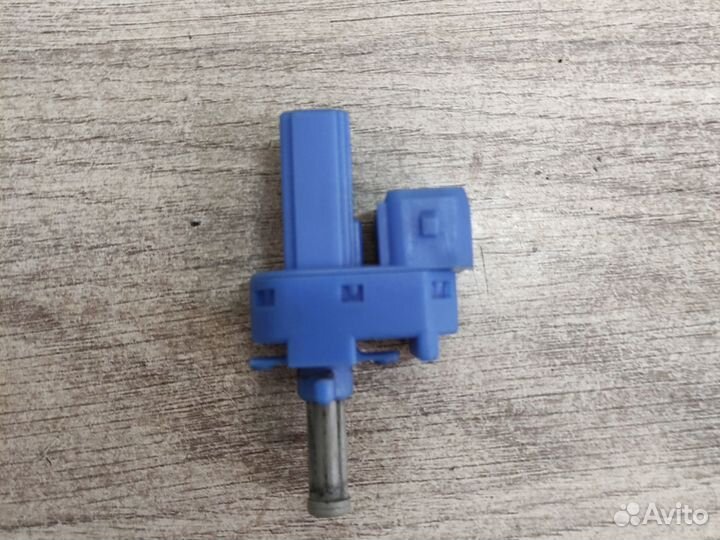 Датчик педали тормоза (лягушка) Ford Focus 1