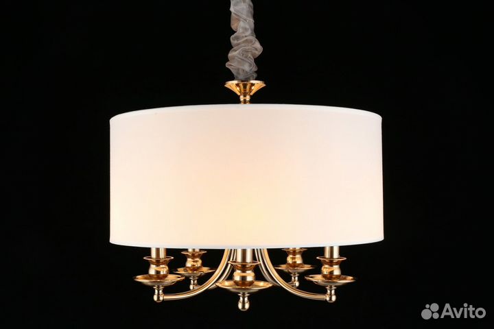 Люстра подвесная в спальню классика