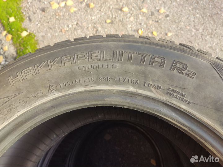 Nokian Tyres Hakkapeliitta R2 205/65 R16 99R