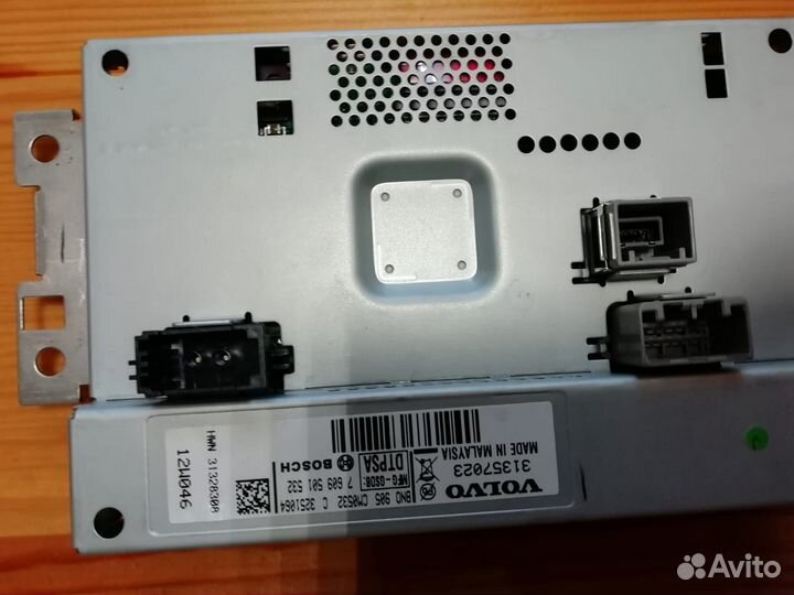 Монитор мультимедиа volvo xc60