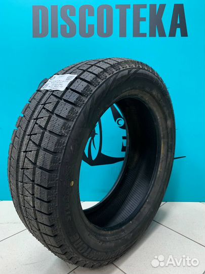 Bridgestone Blizzak Revo GZ 215/55 R17 94S