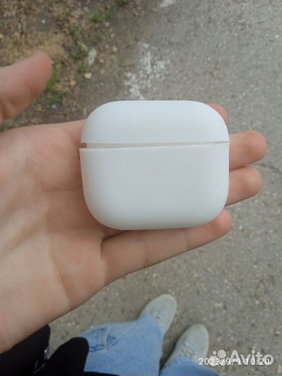 AirPods 3 чехол белый