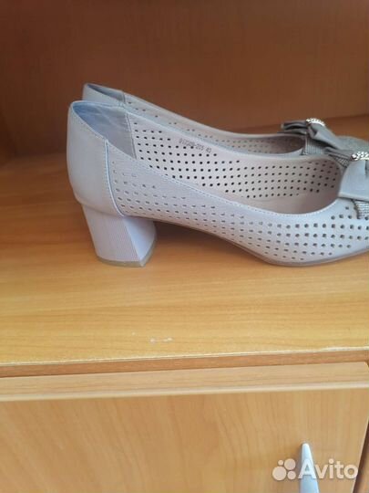 Туфли женские 40 размера